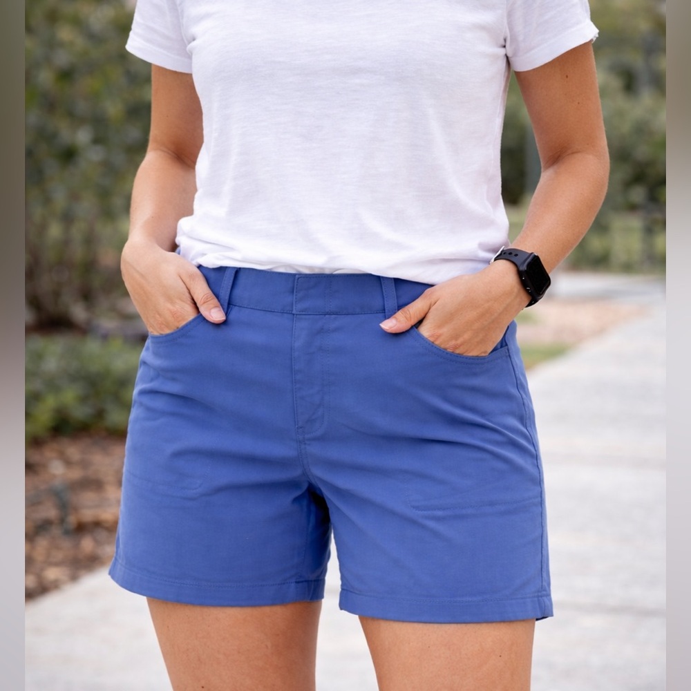 Eddie Bauer Women’s Blue Stretch Performance Shorts Size 16 Nylon Spandex